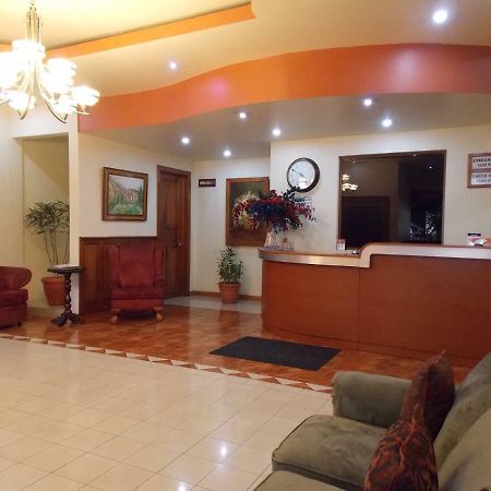 Hotel Anna Inn Olintepeque Ngoại thất bức ảnh