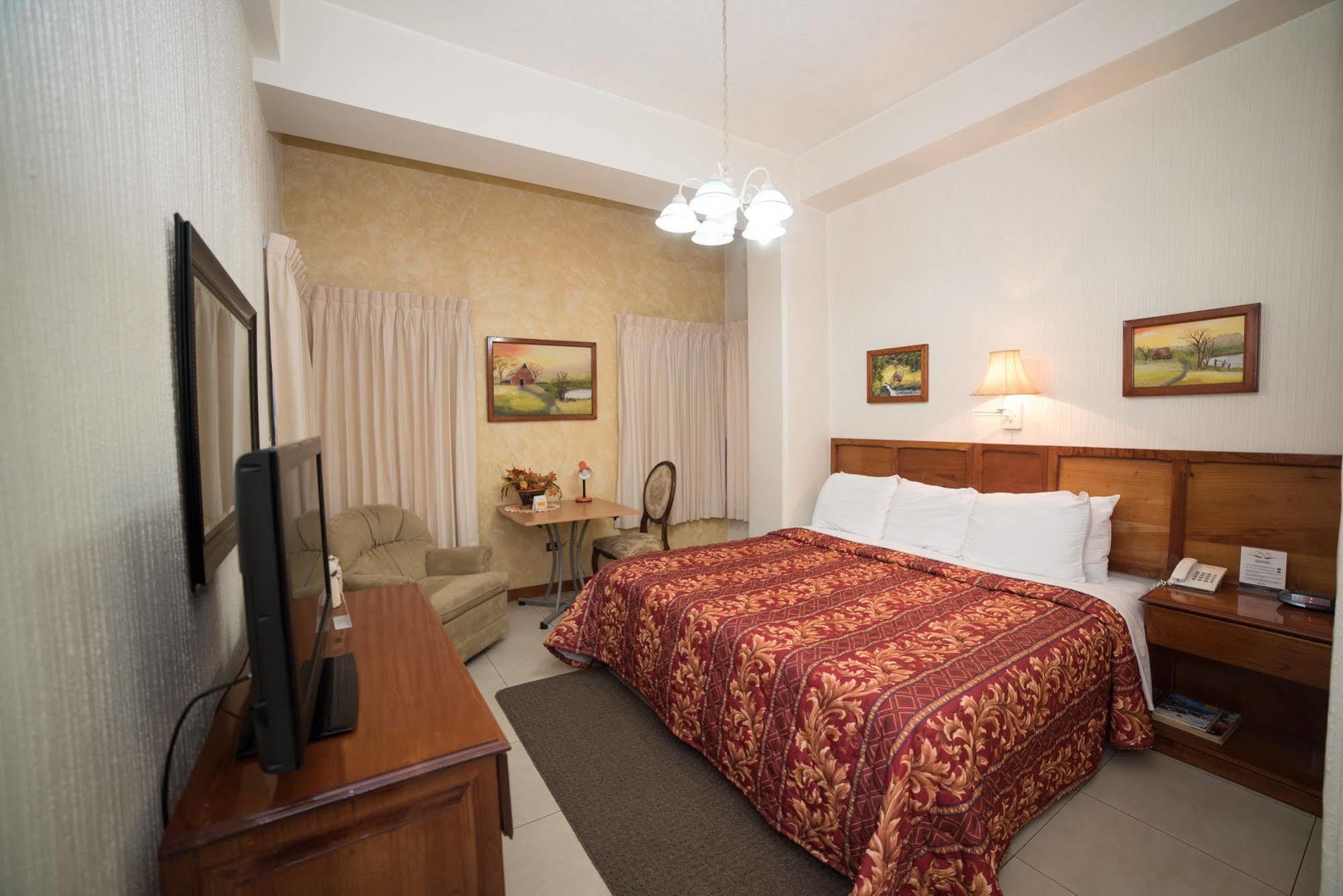 Hotel Anna Inn Olintepeque Ngoại thất bức ảnh